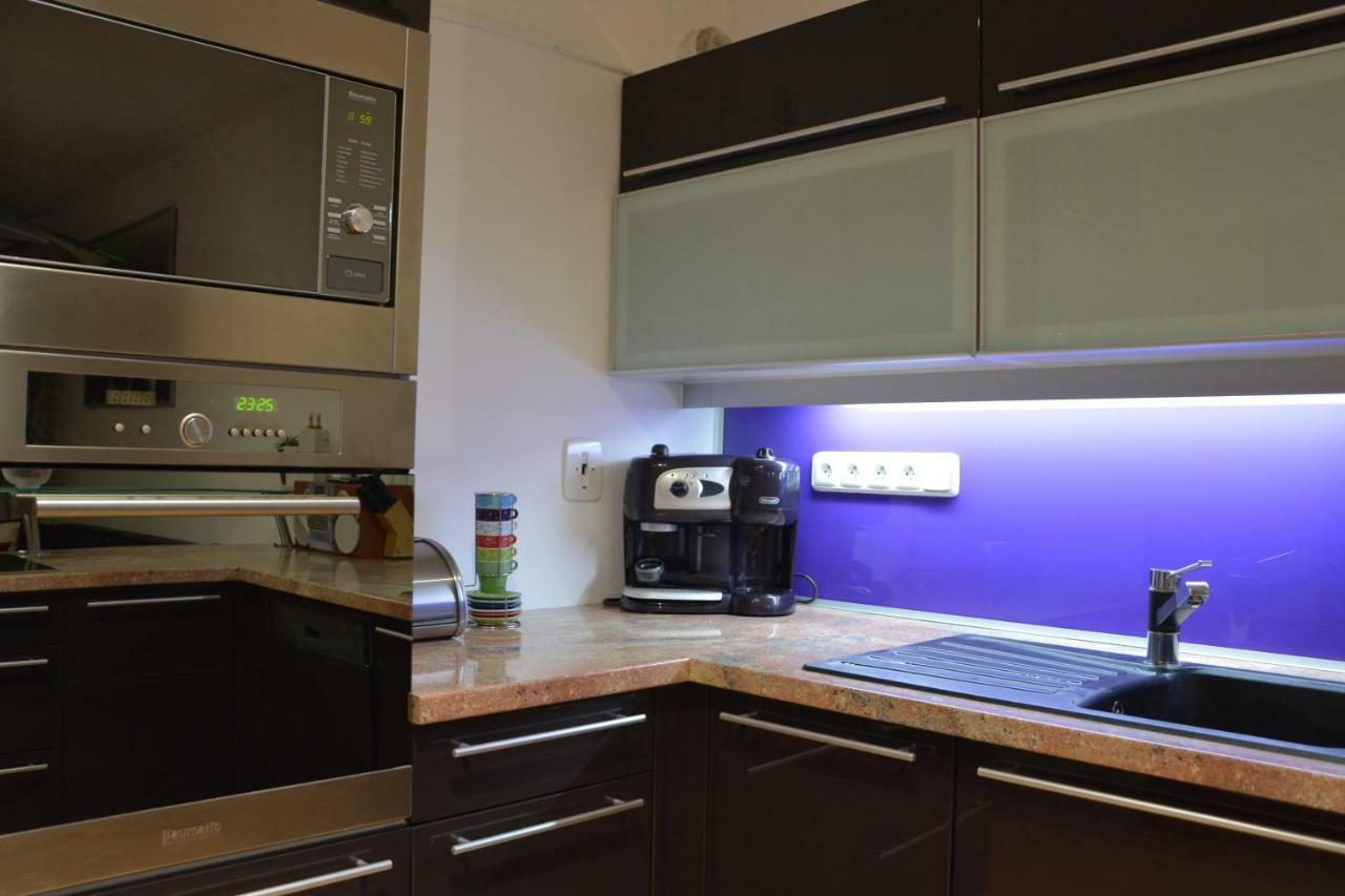Apartman Zderadova 브르노 외부 사진