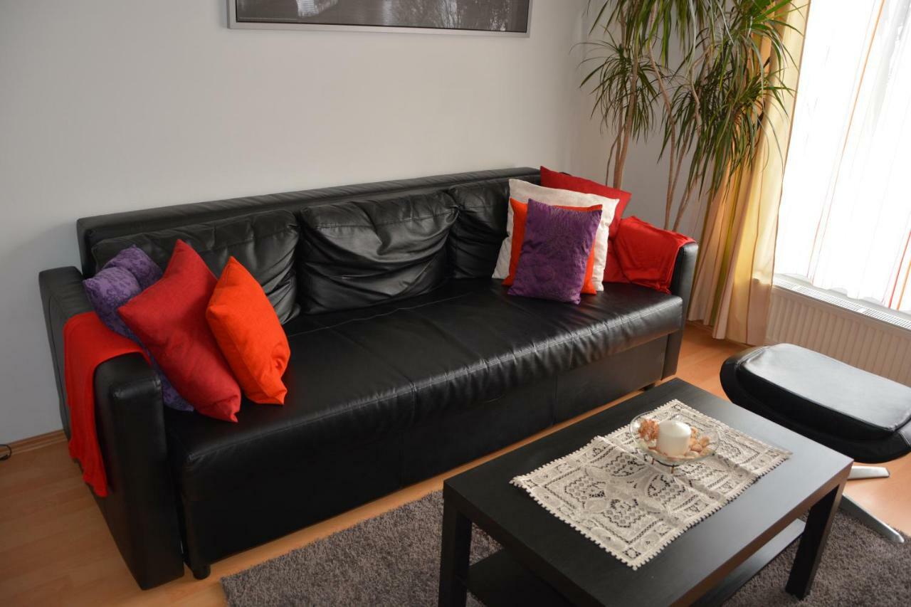 Apartman Zderadova 브르노 외부 사진