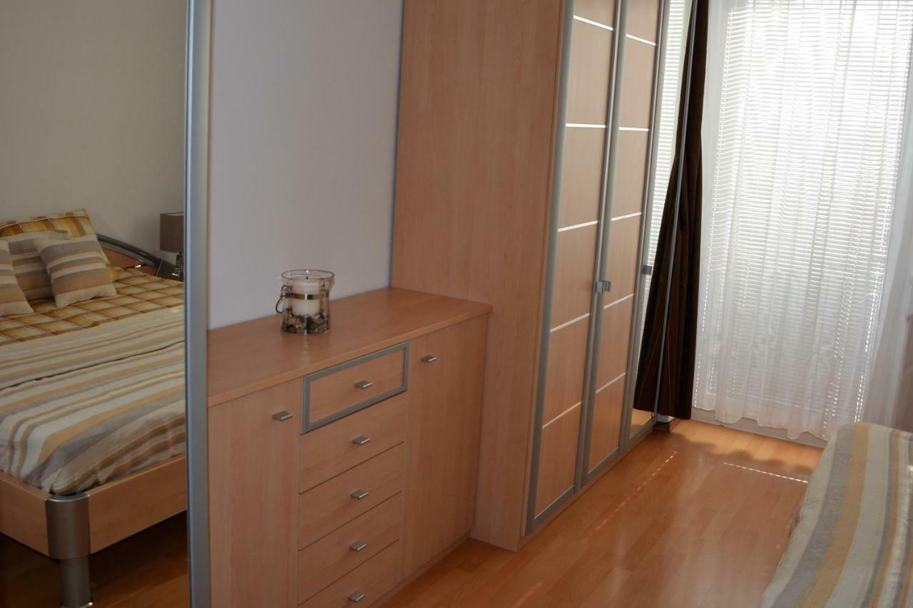 Apartman Zderadova 브르노 외부 사진
